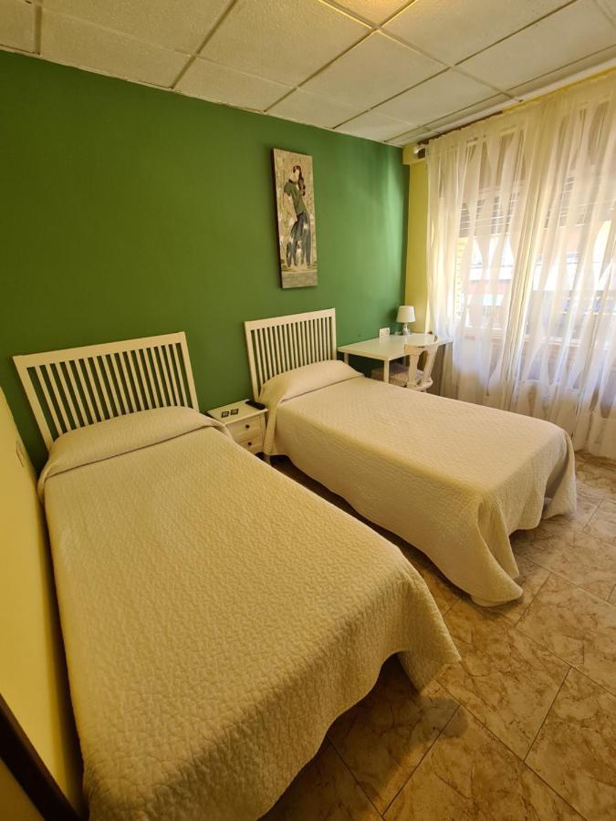 Hostal Foncalada Oviedo Room photo